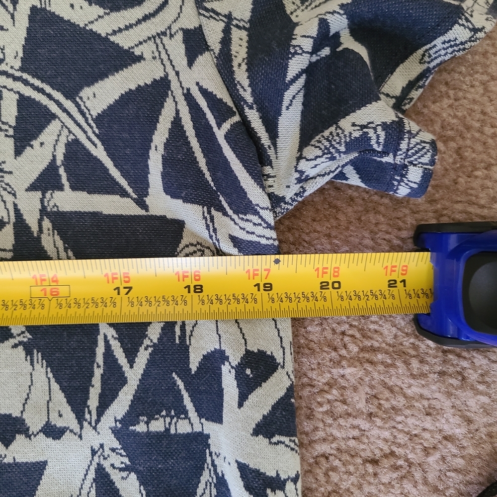 Lularoe Classic Navy & Gray Patterned Top XL - Picture 10 of 12